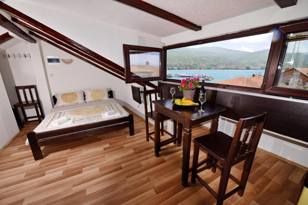 Villa Sapkar Lake View Охрид Экстерьер фото